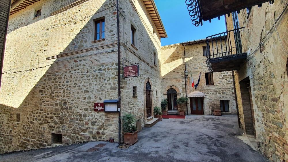 Relais La Corte Di Bettona Εξωτερικό φωτογραφία