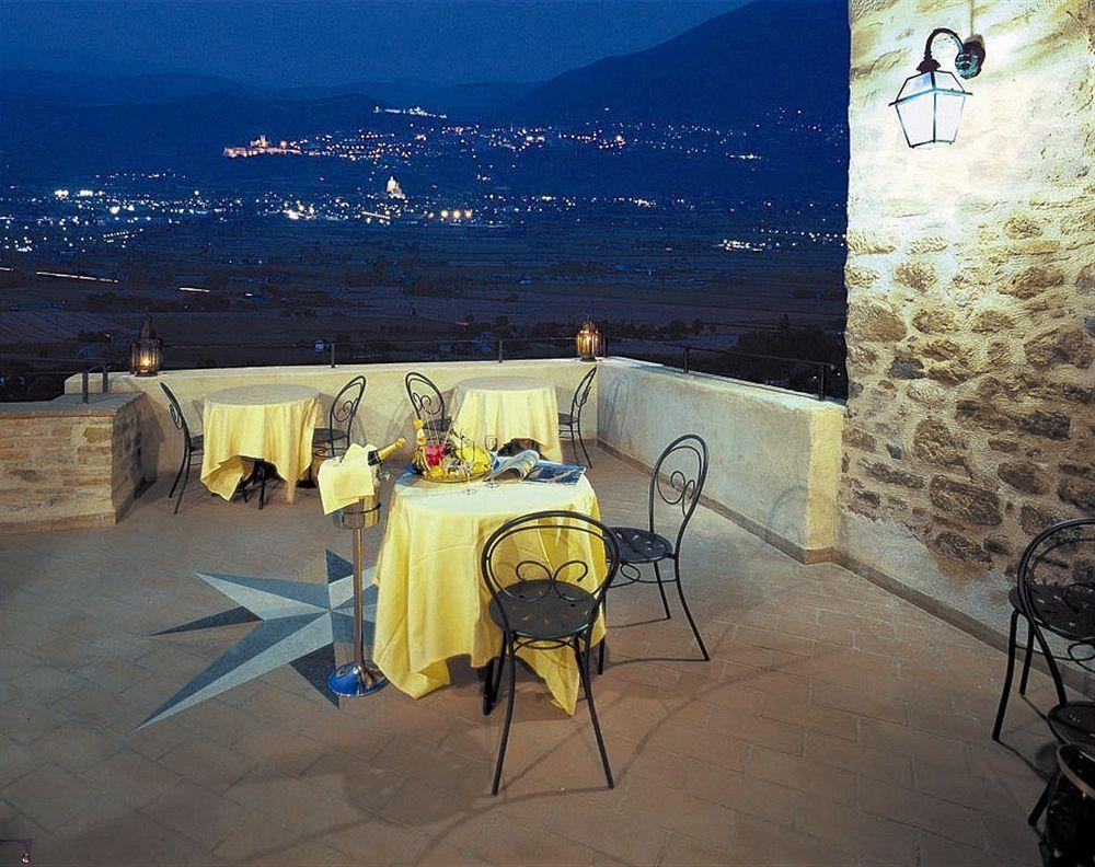 Relais La Corte Di Bettona Εξωτερικό φωτογραφία