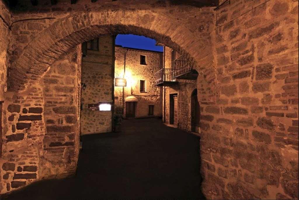 Relais La Corte Di Bettona Εξωτερικό φωτογραφία